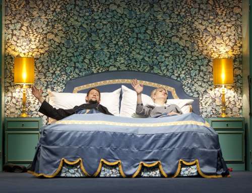KING SIZE variazioni enarmoniche con la regia Christoph Marthaler debutterà l’ 8 e il 9 giugno al Teatro Carignano